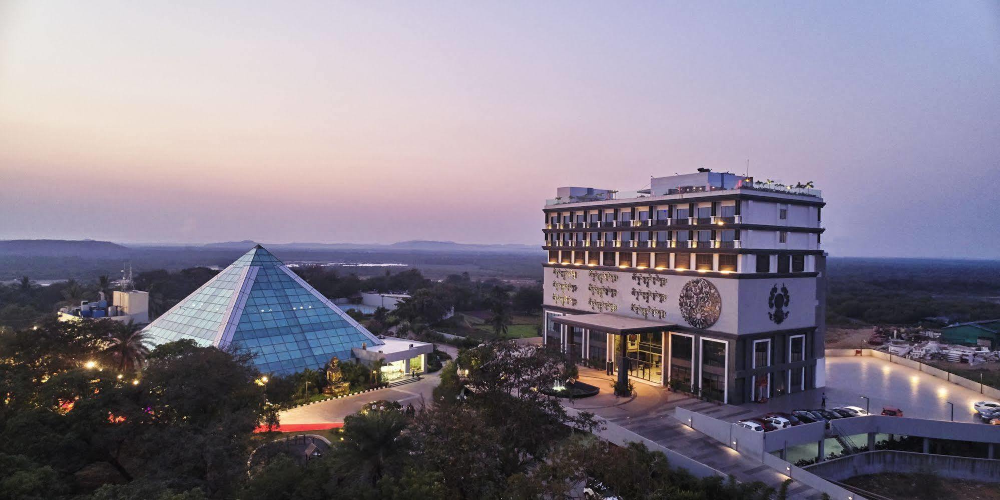 Eskay Resorts Mumbai Exterior photo
